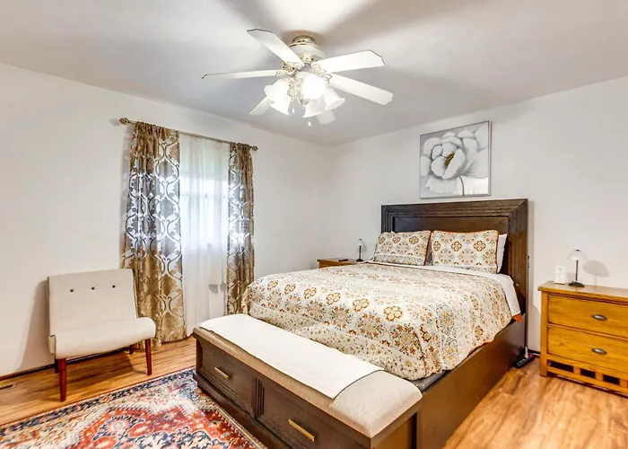 12 Mi To Dtwn St Louis: Family W/ Fireplaces! *